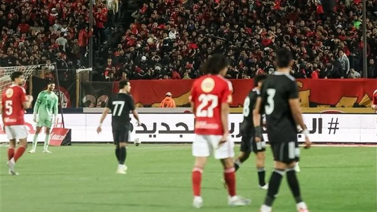 موعد مباراة الأهلي وطلائع الجيش والقنوات الناقلة للقاء المرتقب في الدوري المصري